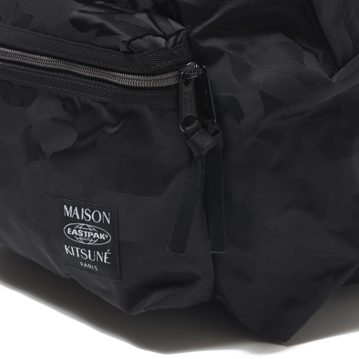MAISON KITSUNÉ×EASTPAK ブラック迷彩リュック MAISON KITSUNÉ×EASTPAK ブラック迷彩リュック 楽天市場