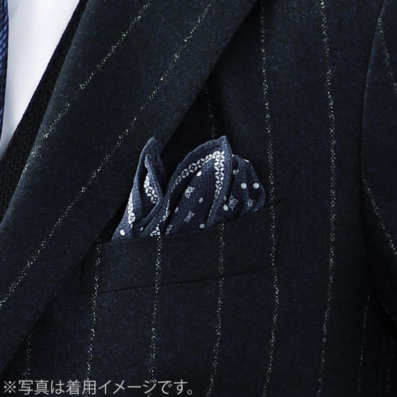 新品未使用✨ブルネロクチネリ ポケットチーフ ハンカチ シルク100% ロゴ メンズ 向け ナイト シルクポケットチーフ | Brunello Cucinelli