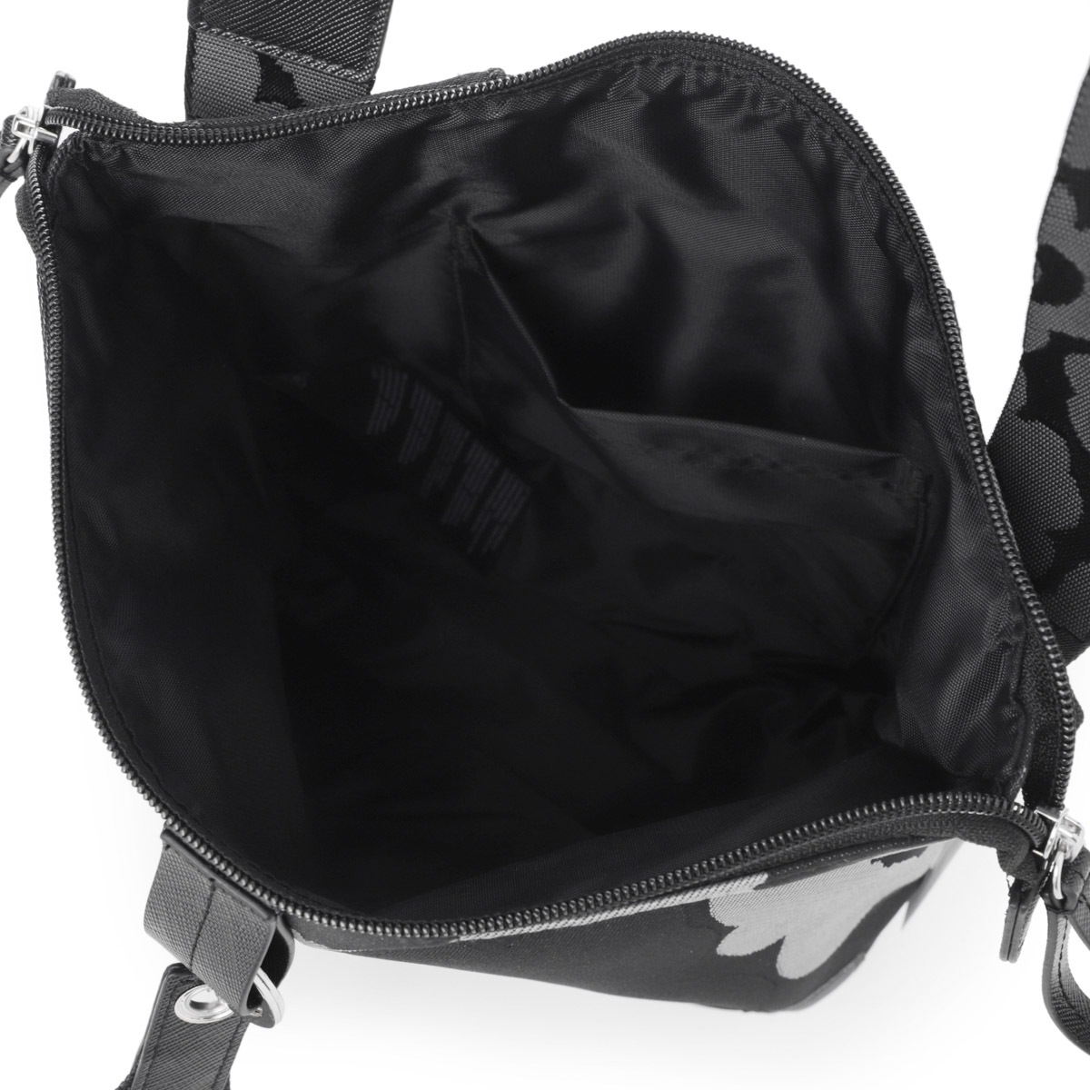 marimekko ブラックカモフラージュボディバッグ~~~ marimekko（マリメッコ） ボディバッグ SLING BAG M UNIKKO スリング