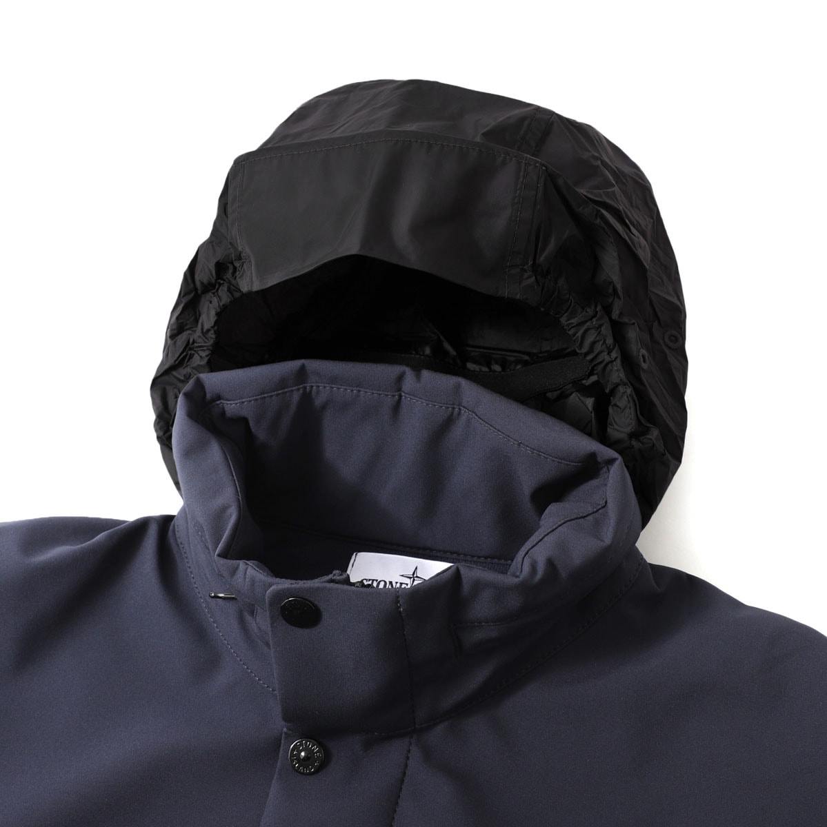 ストーンアイランド　LIGHT SOFT SHELL-R ネイビー XLサイズ ストーンアイランドLIGHT SOFT SHELL-R ネイビー XLサイズ