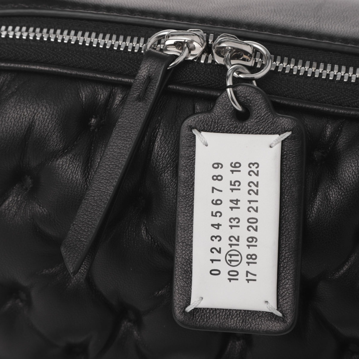 MAISON MARGIELA / メゾン マルジェラ】MINIカメラバック