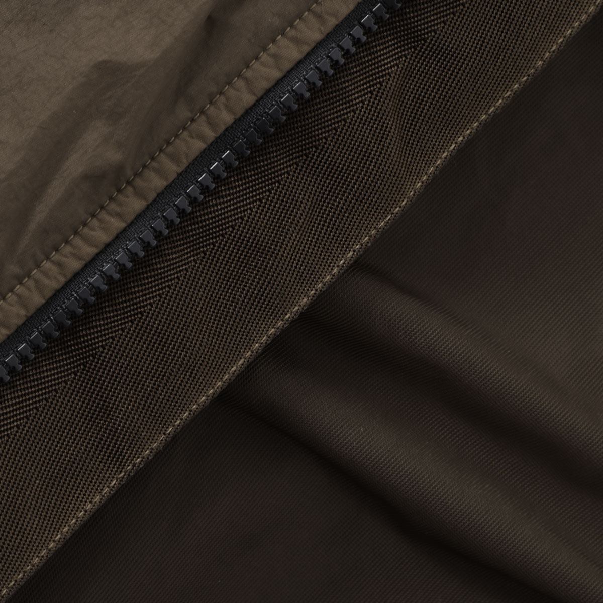 STONE ISLAND ストーンアイランド ナイロンジャケット/4100001 CRINKLE REPS NY メンズ