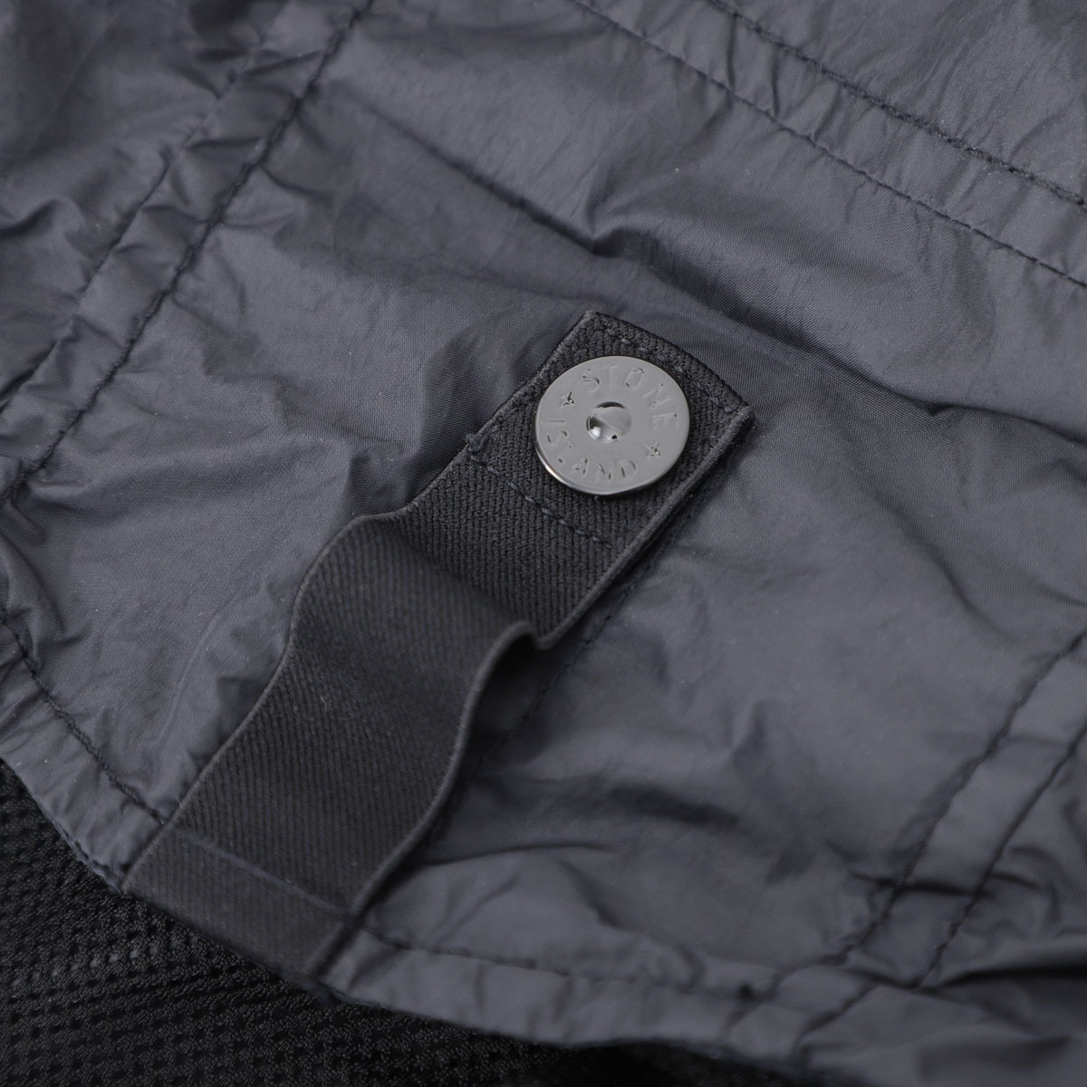 【アウトレット】STONE ISLAND ストーンアイランド フーデッド ブルゾン/40922 GARMENT DYED CRINKLE REPS R-NY メンズ