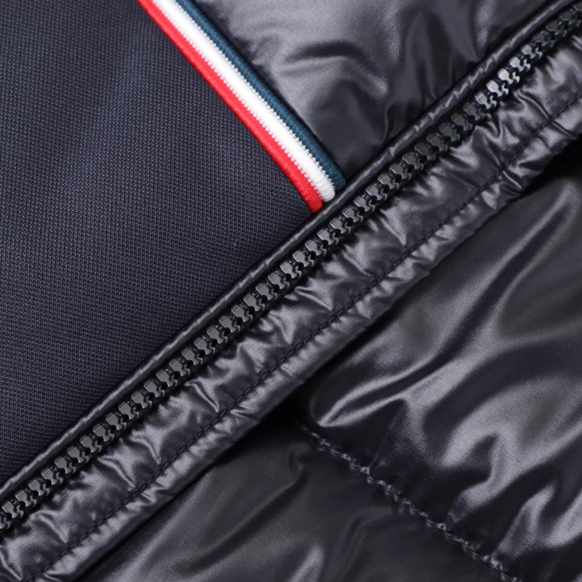 最終価格☆MONCLER ポーチ付き ダウンベスト0 最終価格☆MONCLER