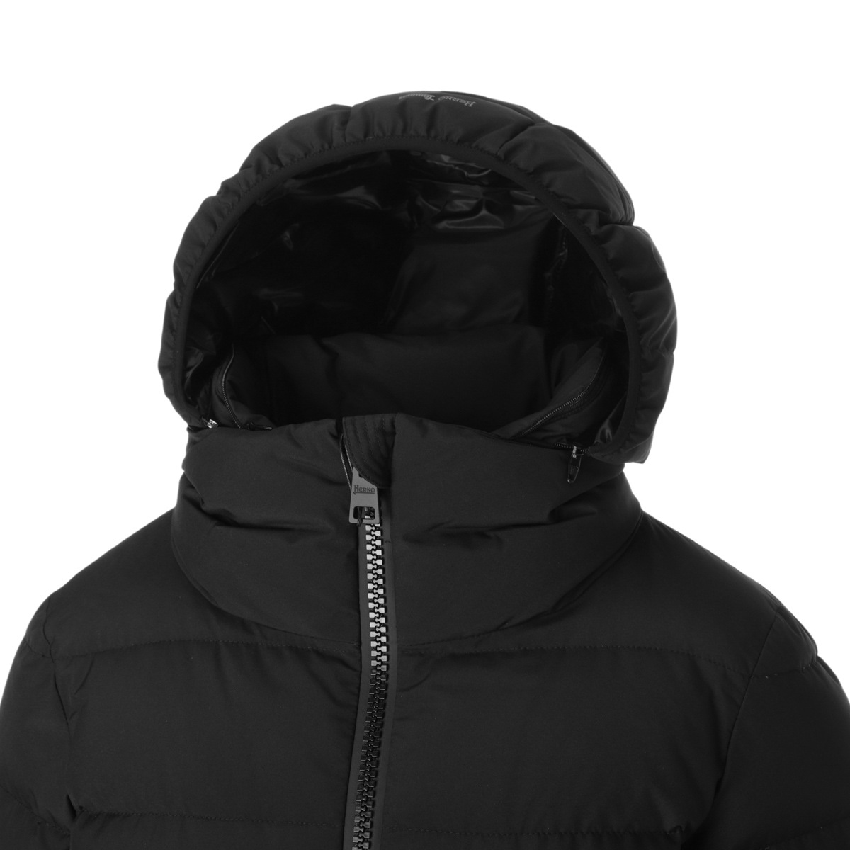 HERNO ヘルノ ラミナー ダウンコート ブラック サイズ42 HERNO（ヘルノ） HERNO Laminar ラミナー ダウンコート PI00229DL