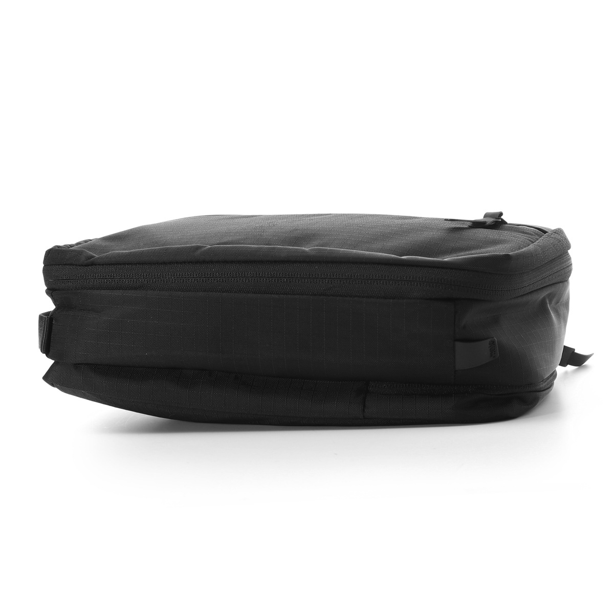 BLACK EMBER ポーチ ガジェットケース ストラップ付き BLACK EMBER ポーチ ガジェットケース ストラップ付き