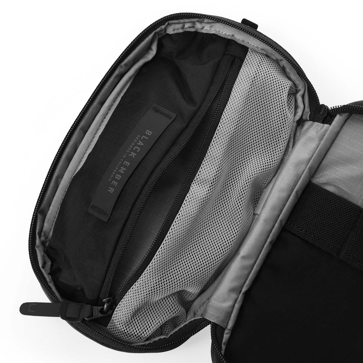 BLACK EMBER ブラックエンバー トラベルポーチ/DOPP KIT メンズ