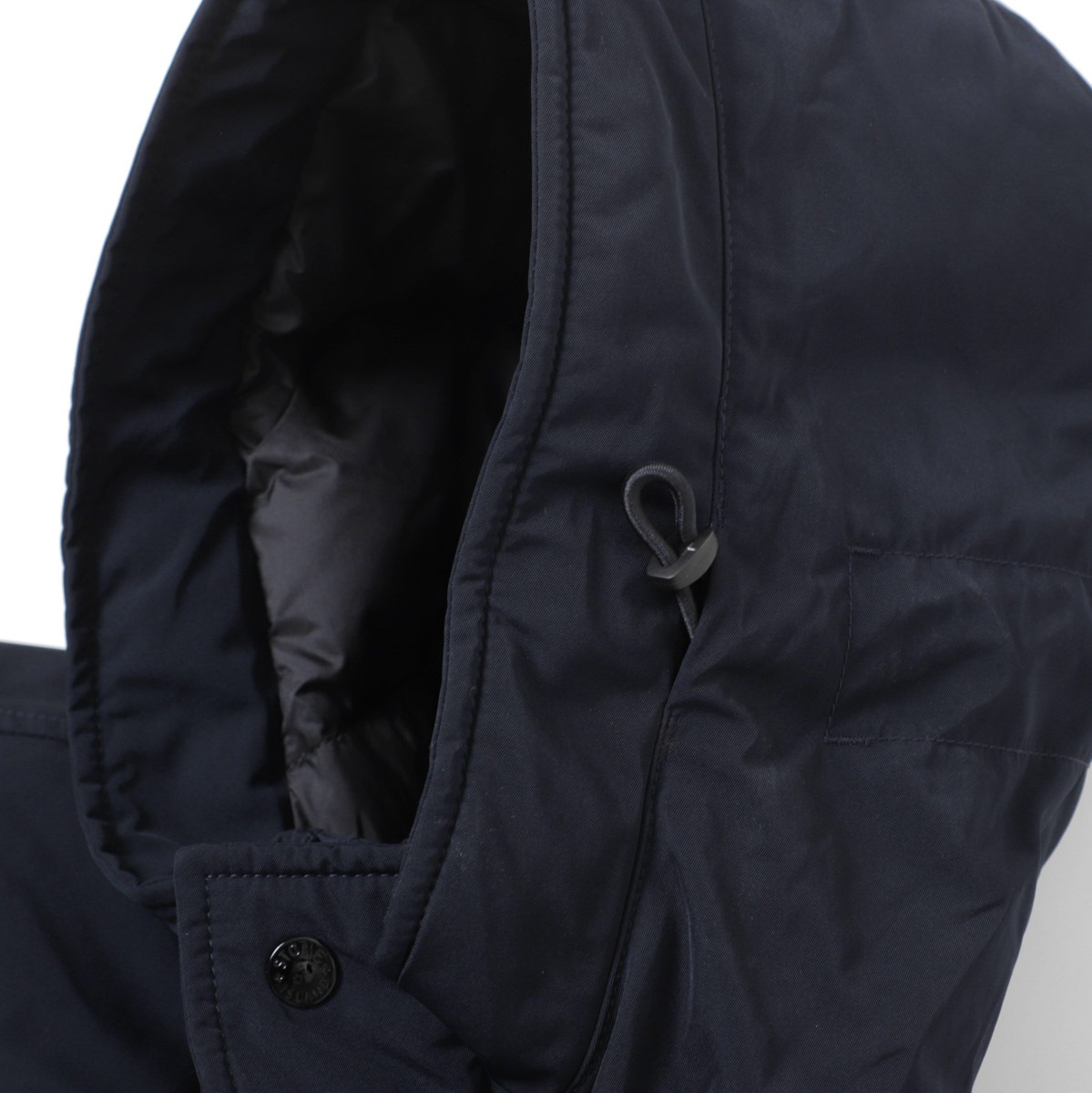 ストーンアイランド コート ダウンジャケット 70826 MICRO 黒 XL男 ストーンアイランド コート ダウンジャケット 70826 MICRO 黒 XL男