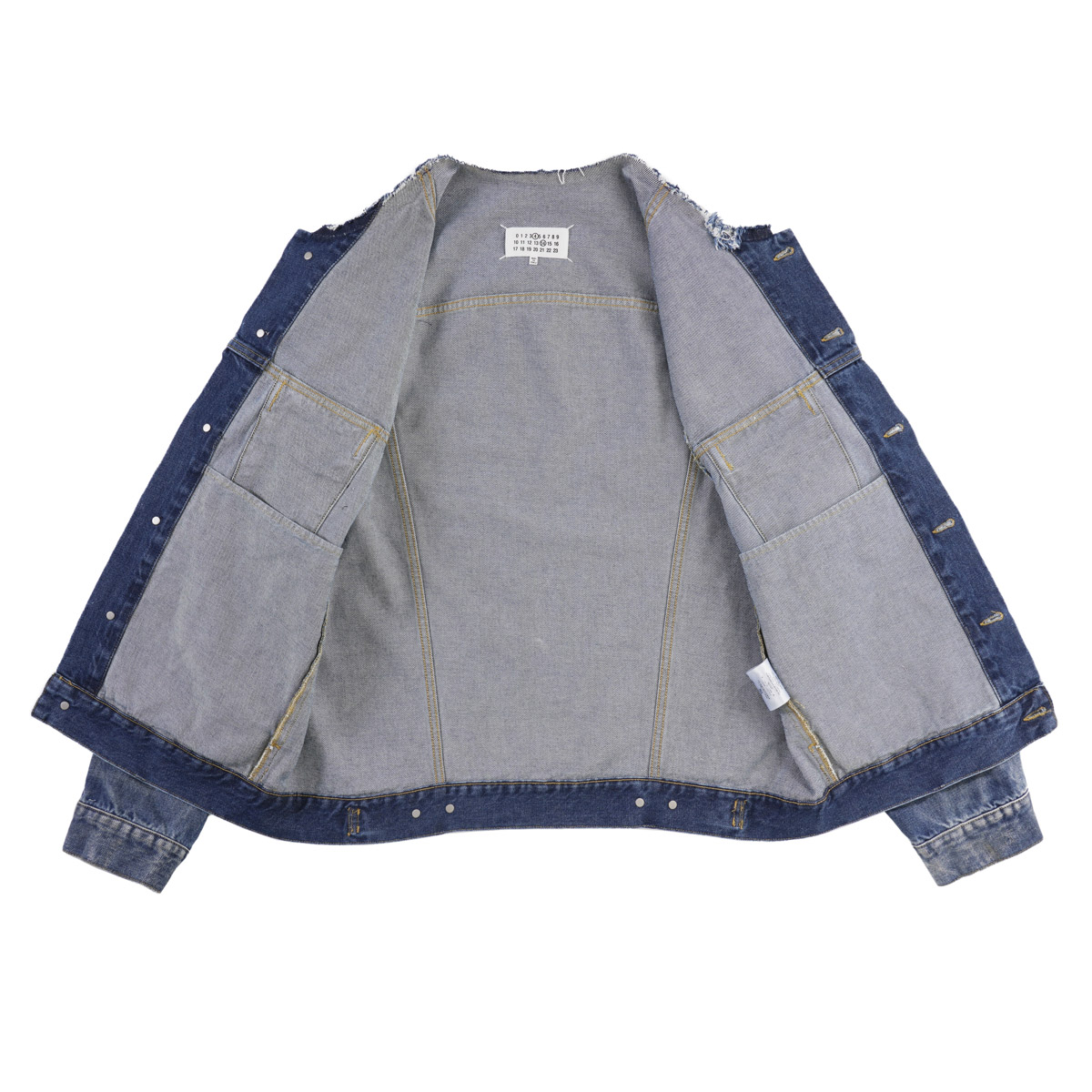 マルタンマルジェラ×  
sacai AURALEE JILSANDER 三越伊勢丹 | MM6 Maison Margiela/エムエムシックス メゾン