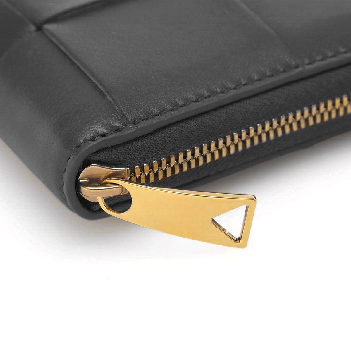 BOTTEGA VENETA ボッテガヴェネタ 2つ折り財布/NAPPA レディース