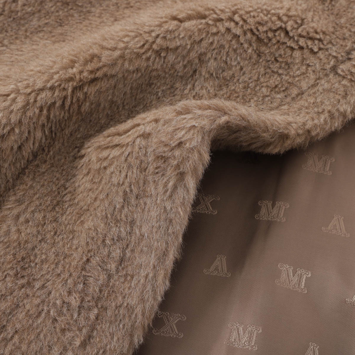 Max Mara マックスマーラ ケープ/ポンチョ/TEBE4 テディベアケープ ファー ボア ジャケット レディース