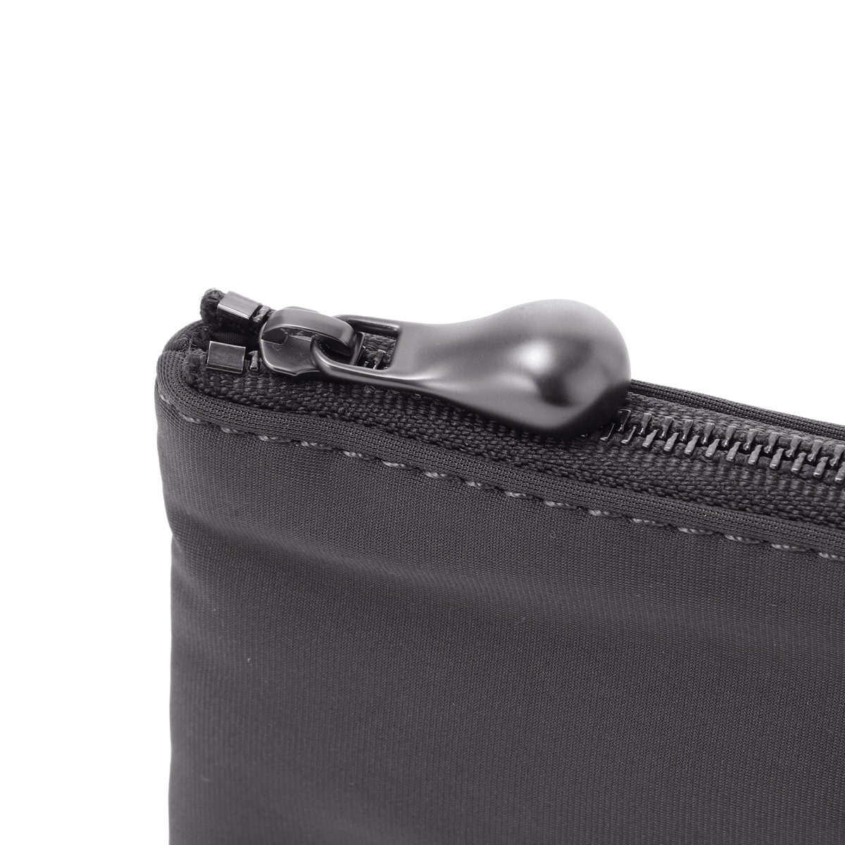 NAGHEDI ナゲディ トートバッグ 2WAY/クロスボディバッグ/St. Barths Petit Tote セント バルト プチトート 小さめ メッシュ ネオプレン 軽量 編み込み レディース