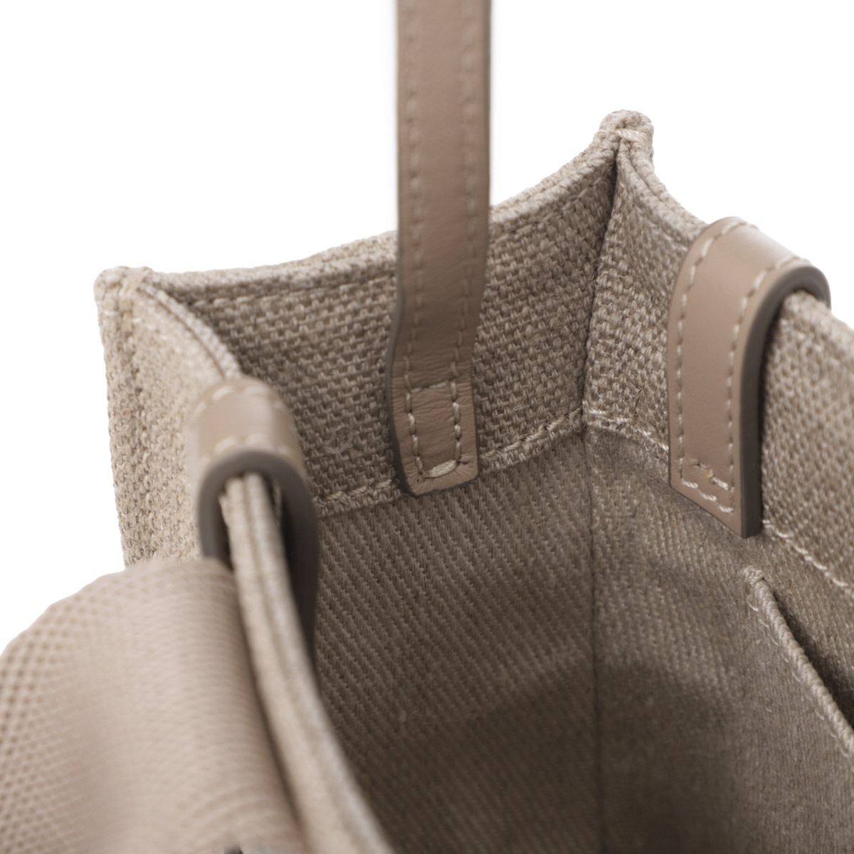 Chloe クロエ トートバッグ 2WAY/ショルダーバッグ/WOODY MINI Chloe クロエ トートバッグ 2WAY/ショルダーバッグ/WOODY MINI