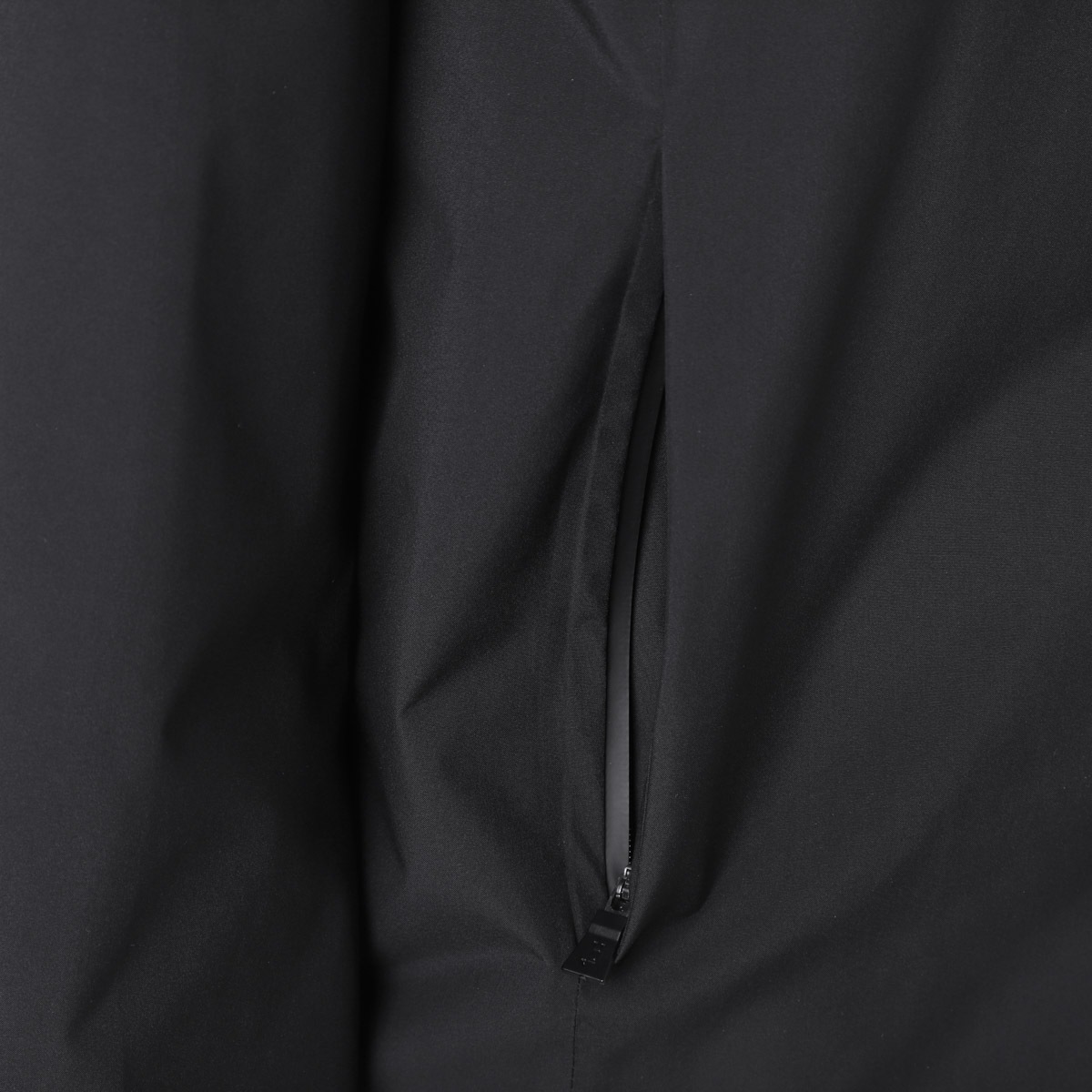 HERNO ヘルノ ダウンジャケット/FUNCTIONAL WARDROBE 2 LAYER