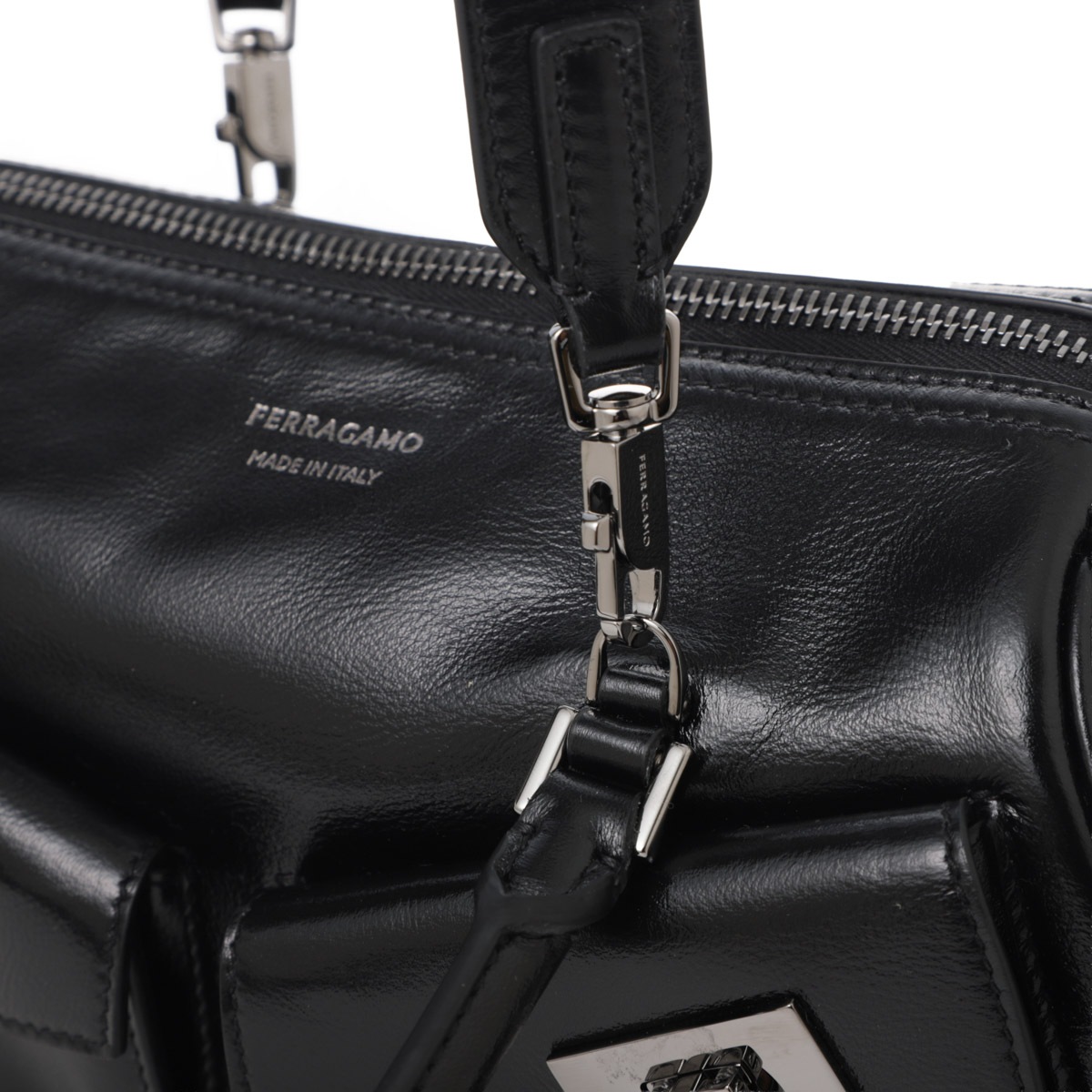 FERRAGAMO フェラガモ ハンドバッグ 3WAY/ショルダーバッグ/MULTIPOCKET BOWLING BAG SMALL レディース