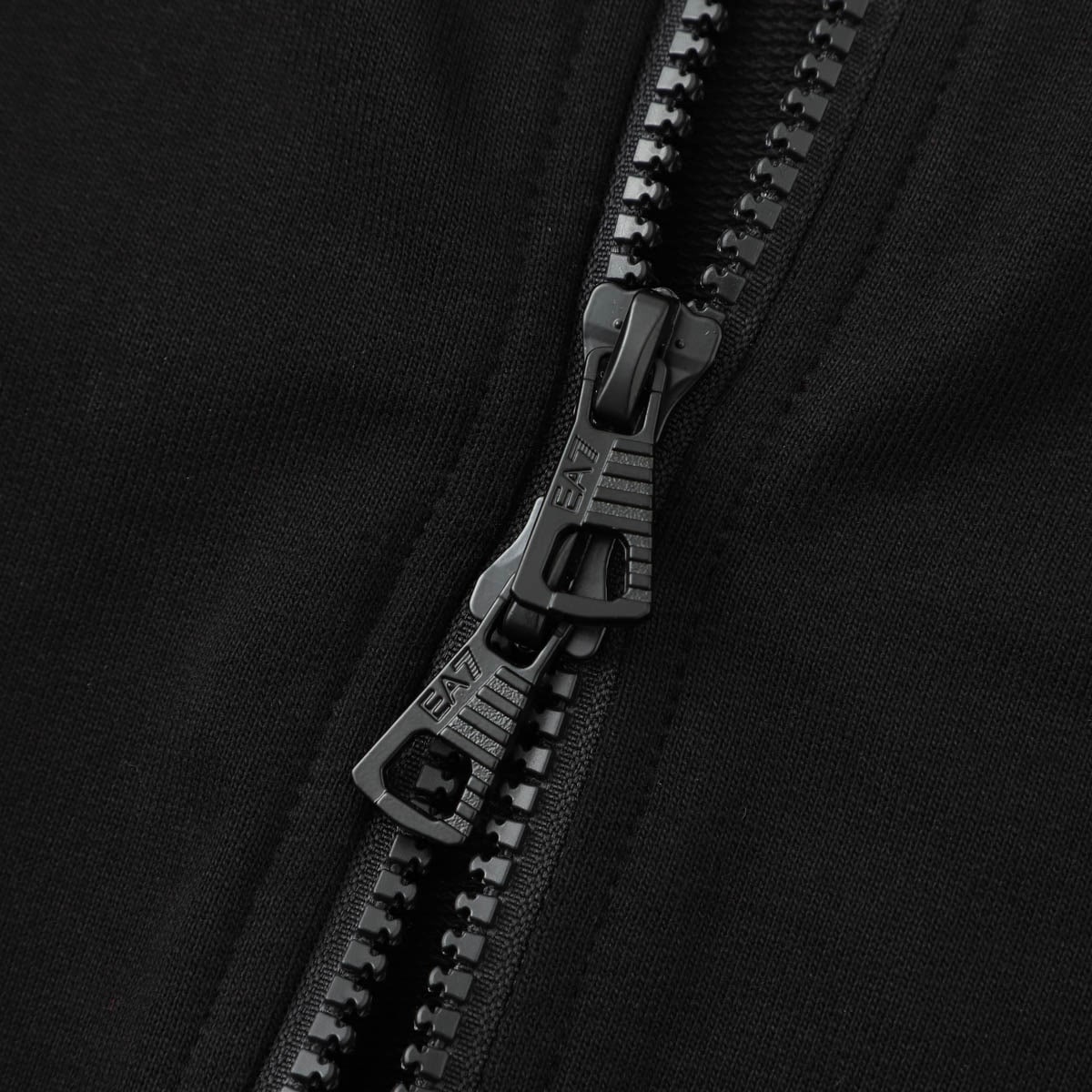 EA7 EMPORIO ARMANI エンポリオアルマーニ ジップアップ パーカ/スウェットパーカ/LOGO SERIES メンズ