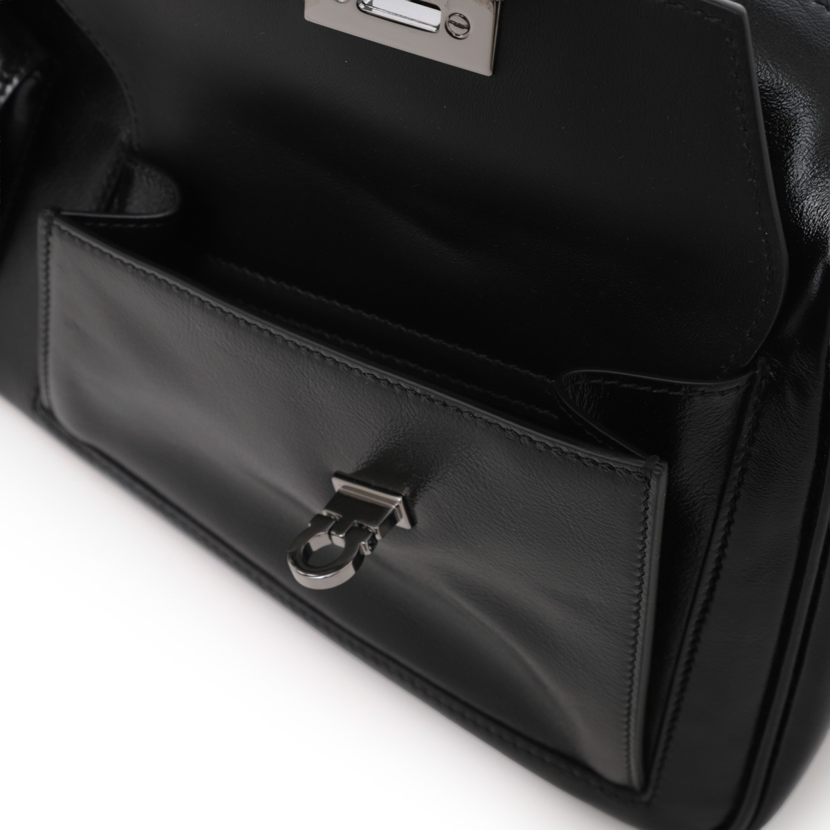 FERRAGAMO フェラガモ ハンドバッグ 3WAY/ショルダーバッグ/MULTIPOCKET BOWLING BAG MEDIUM レディース