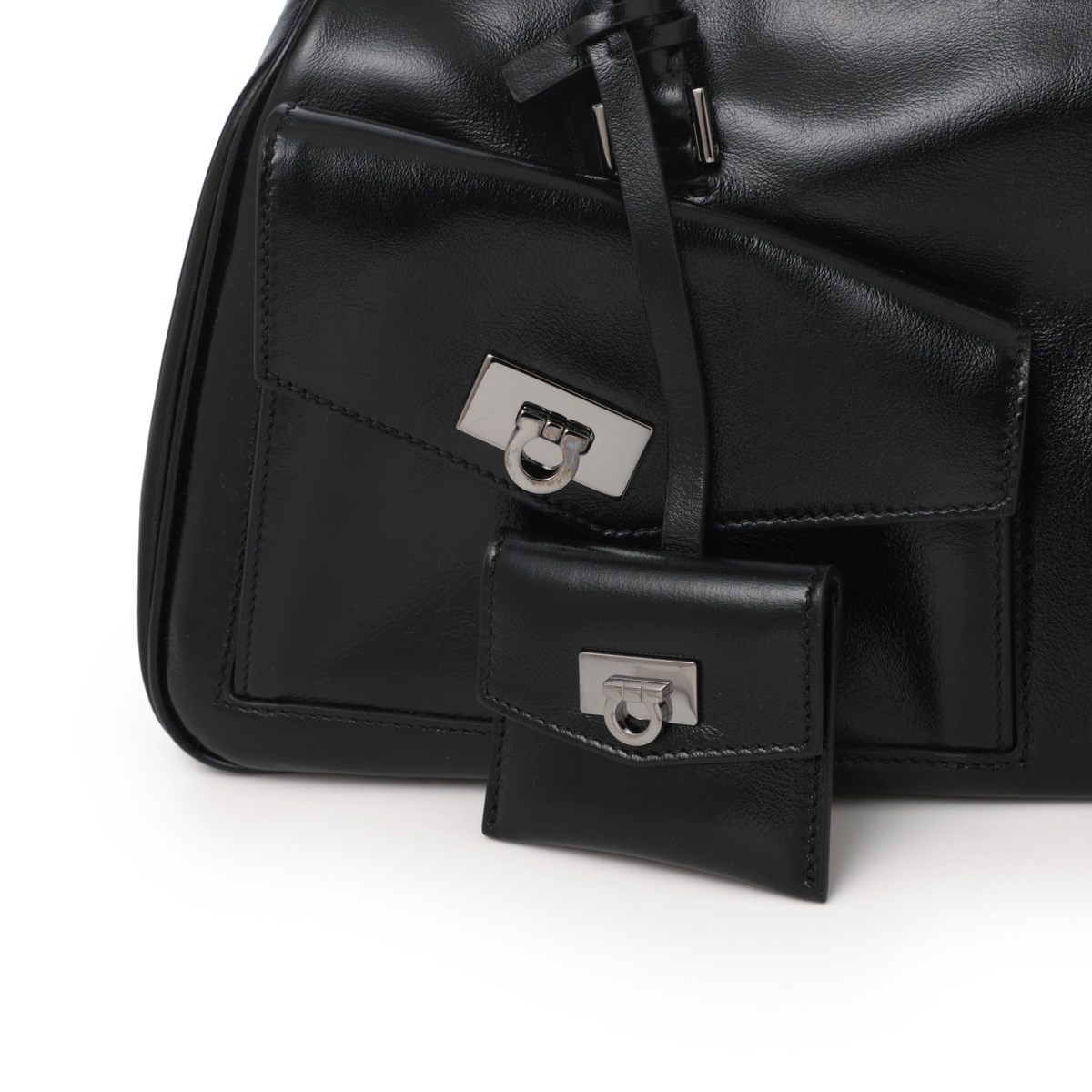 FERRAGAMO フェラガモ ハンドバッグ 3WAY/ショルダーバッグ/MULTIPOCKET BOWLING BAG MEDIUM レディース