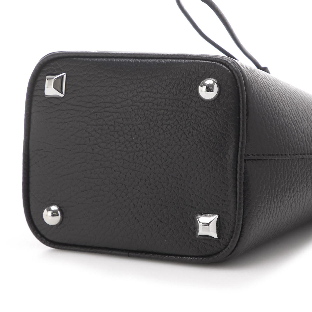 Maison Margiela メゾンマルジェラ ショルダーバッグ 2WAY/5AC BUCKET SMALL レディース