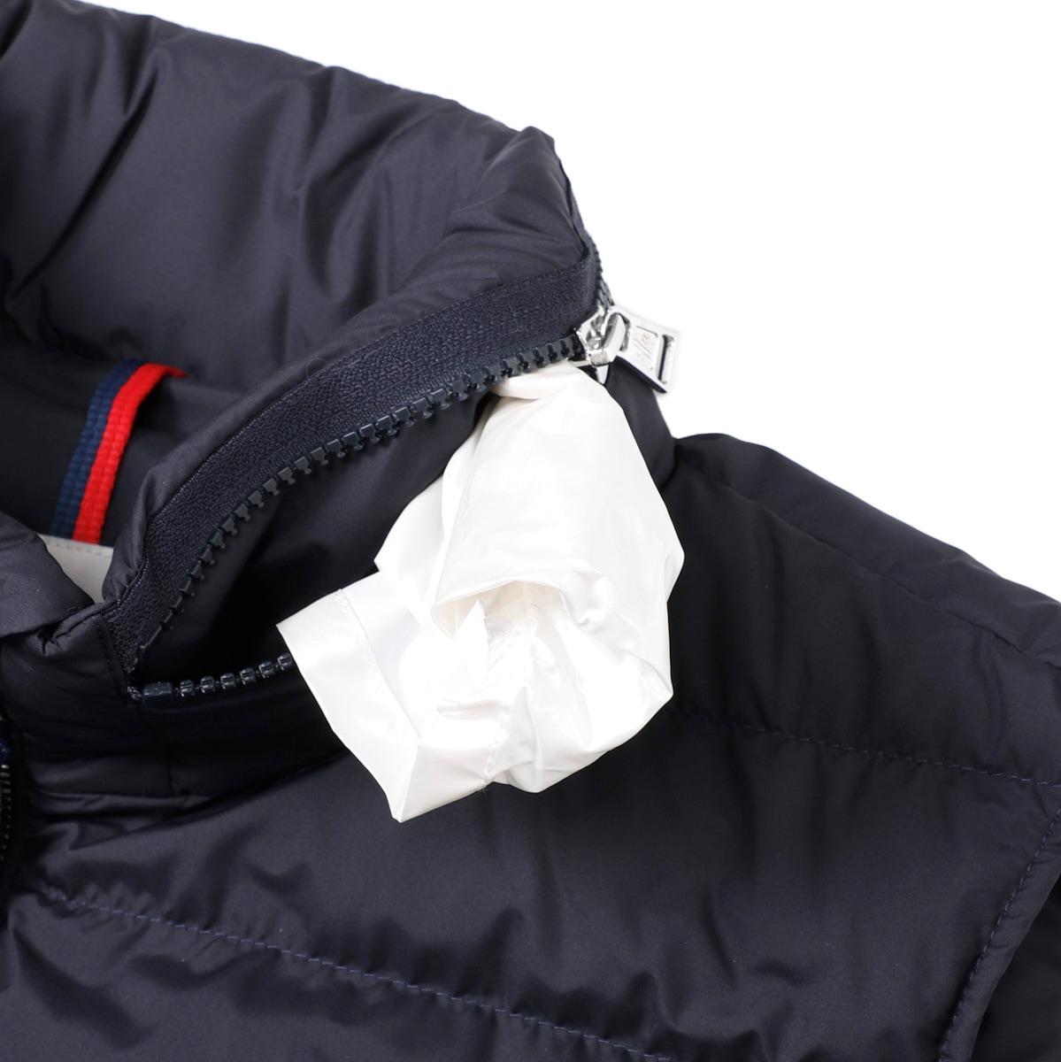 MONCLER モンクレール ALBYT ダウンベスト MONCLER モンクレール ダウンベスト ALBYT ジレ 大きいサイズ
