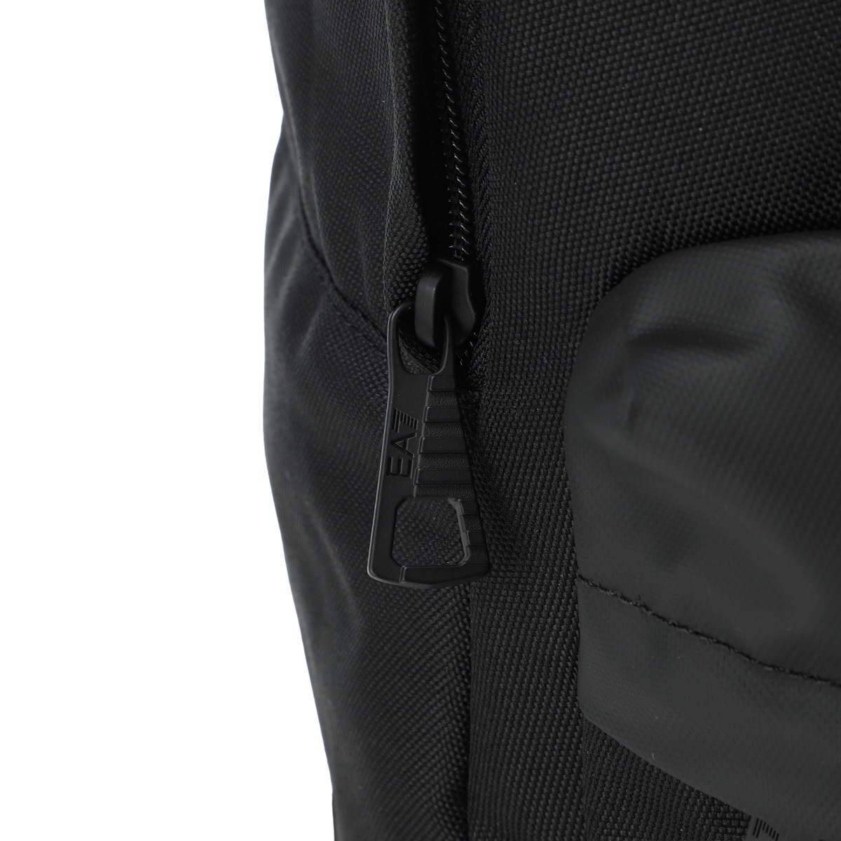 EA7 EMPORIO ARMANI エンポリオアルマーニ バックパック/リュックサック/TRAIN CORE ROUND BACKPACK メンズ