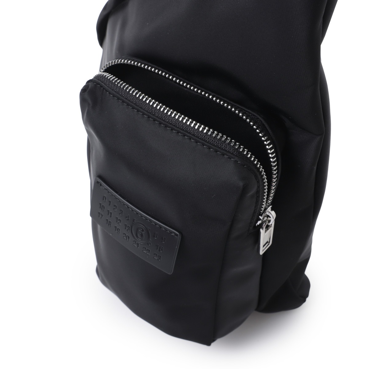 MM6 Maison Margiela エムエム 6 メゾンマルジェラ ボディバッグ