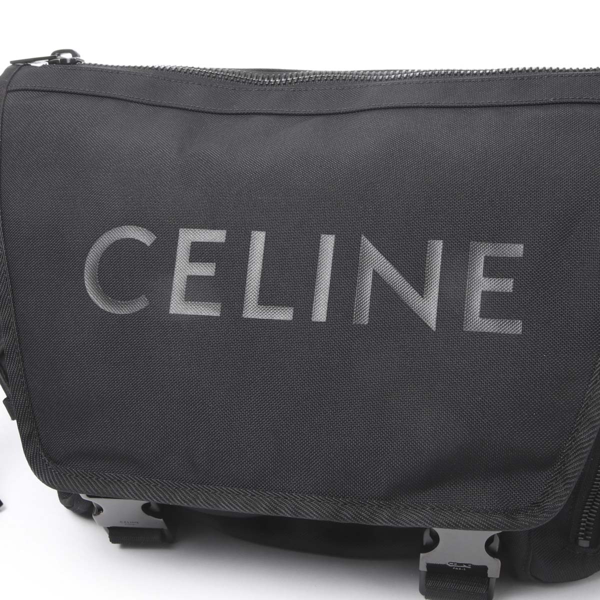 CELINE セリーヌ メッセンジャーバッグ/クロスボディバッグ メンズ