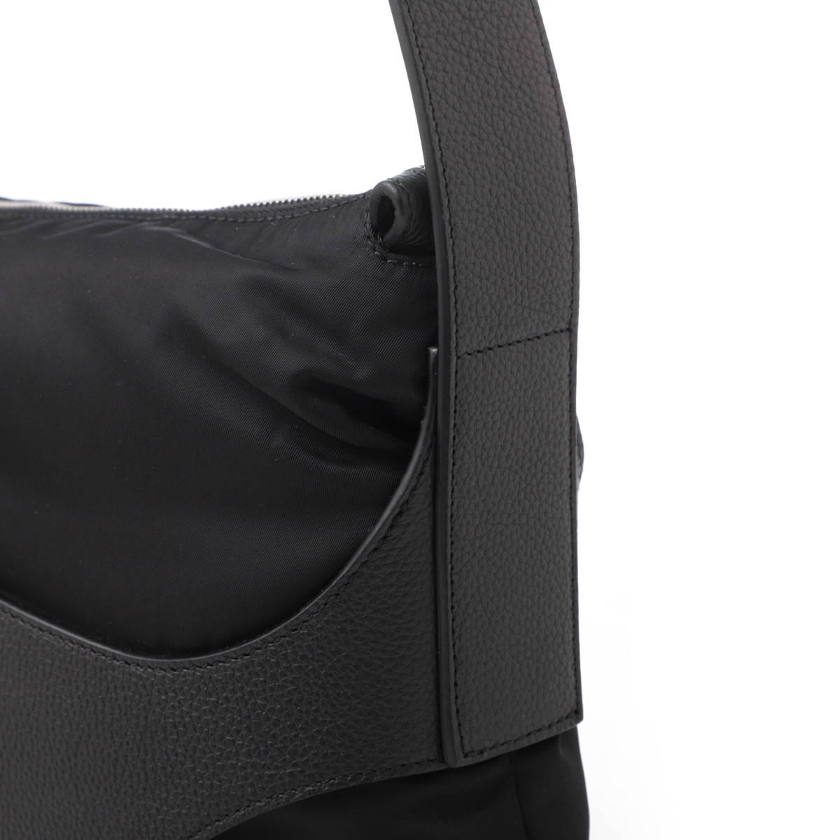 専用出品❤︎ フェラガモ ショルダーバッグ/クロスボディ バッグ メンズ