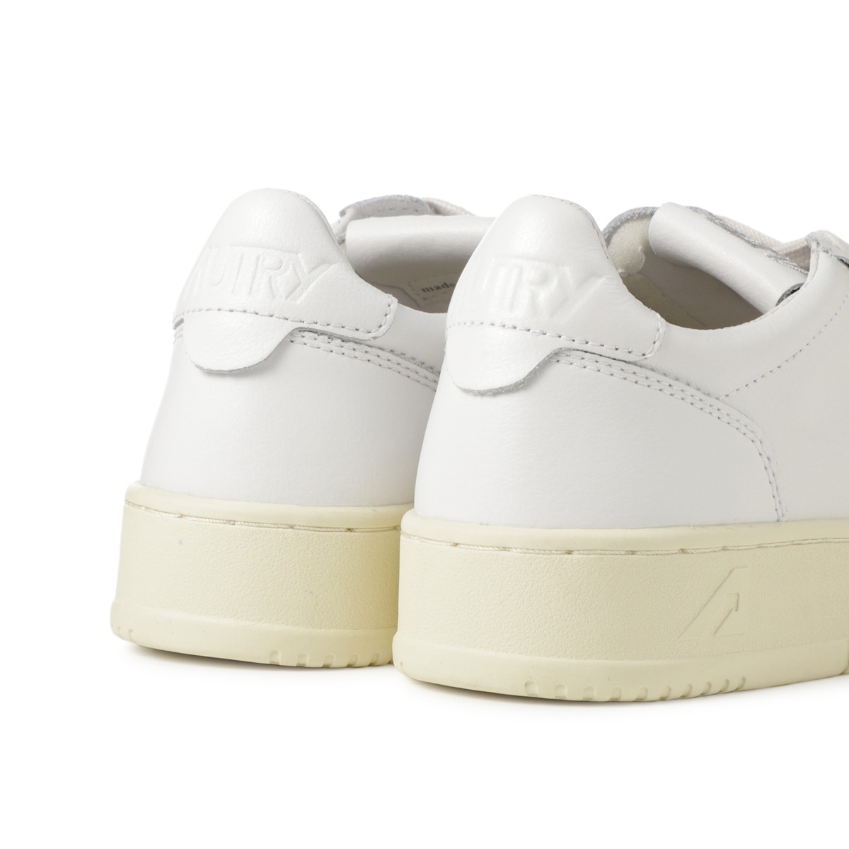 AUTRY オートリー スニーカー/MEDALIST LOW SNEAKERS【大きい