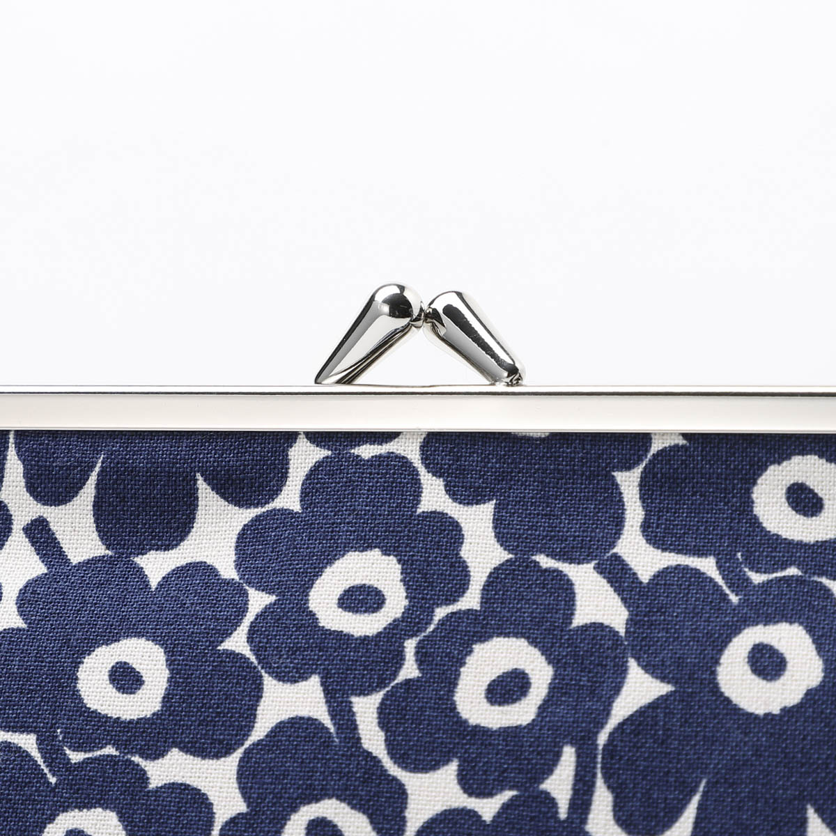 ネコポス対応(4点まで)』【アウトレット】marimekko マリメッコ ポーチ 