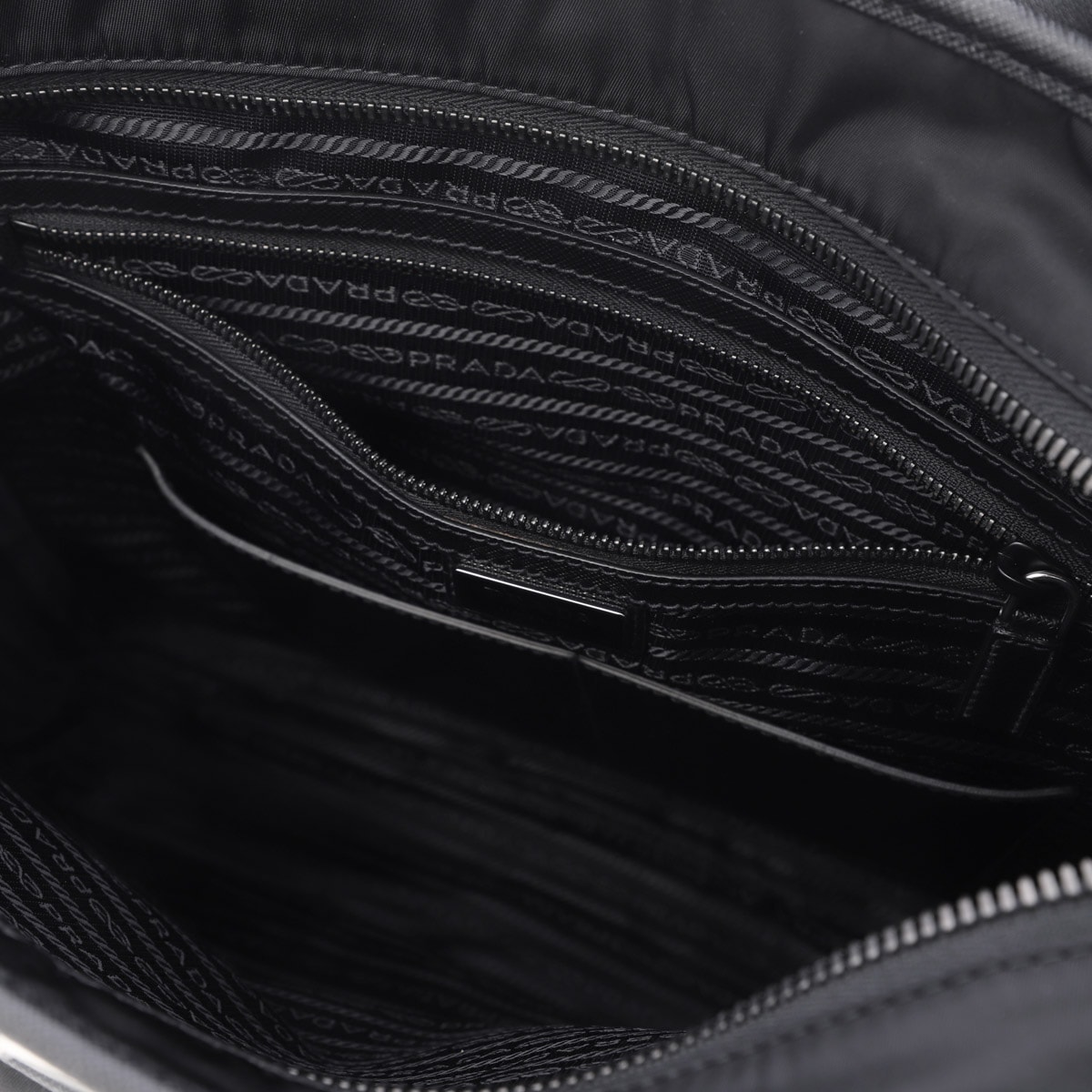 【多機能】PRADAプラダ 2way ビジネスバッグ トートバッグ 黒 鑑定済 関税負担なし☆PRADA プラダ ビジネスバッグ (PRADA/ビジネスバッグ
