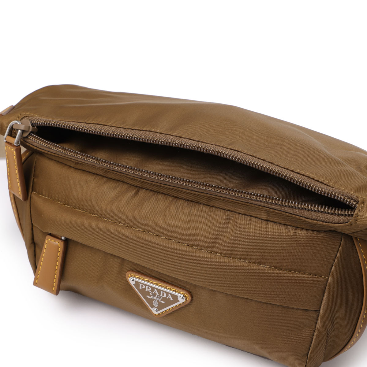 PRADA プラダ ショルダーバッグ ダブルチェーン クロスボディ オールレザー