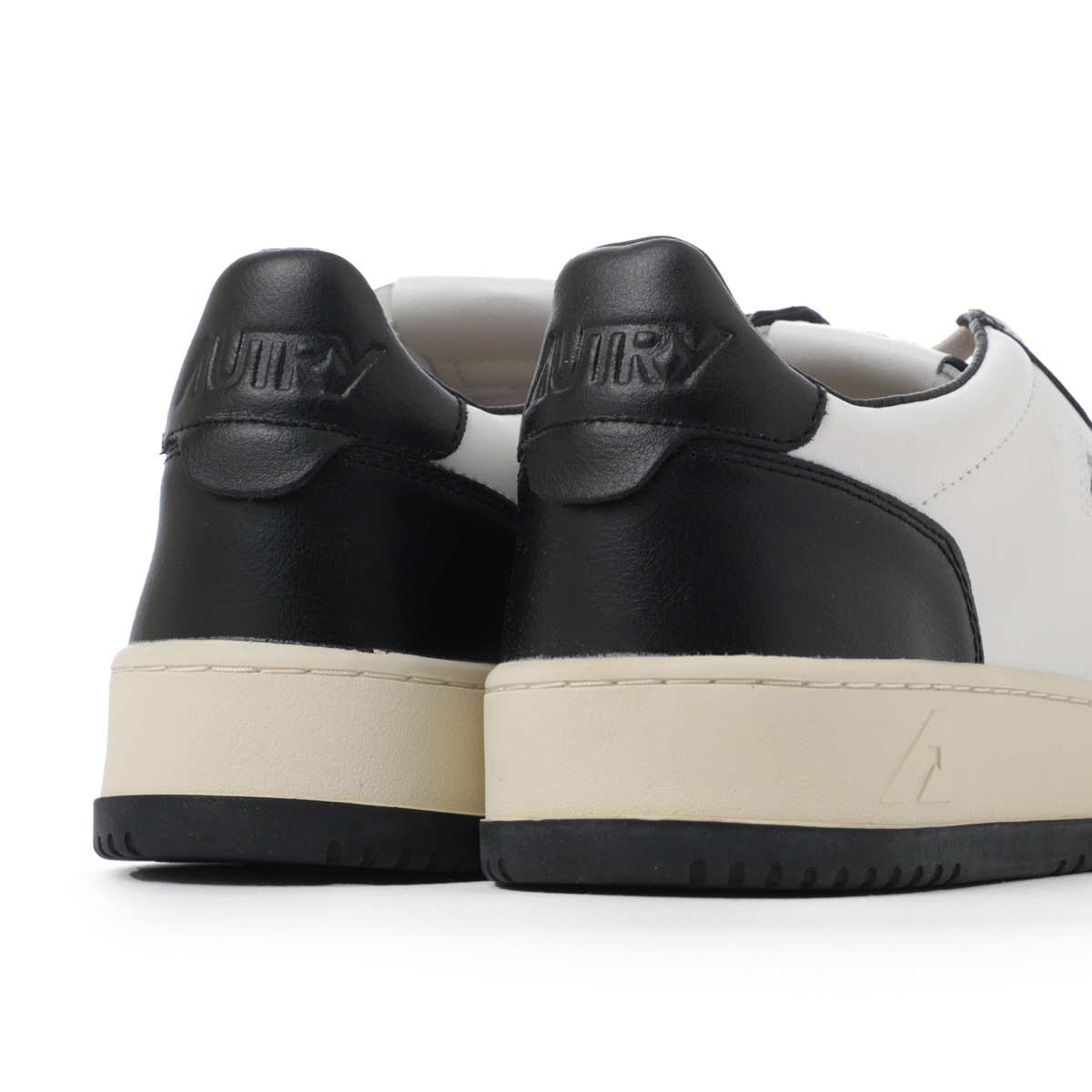 AUTRY オートリー スニーカー/MEDALIST LOW SNEAKERS【大きい