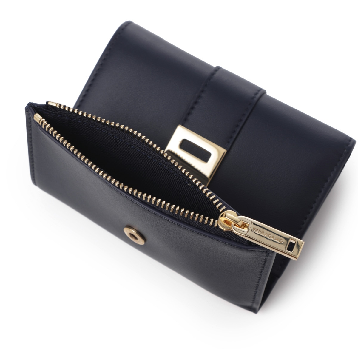 公式サイト - ハイブランドの新作が続々登場 FERRAGAMO フェラガモ 小銭入れ付き/コンパクト 3つ折り財布 小物