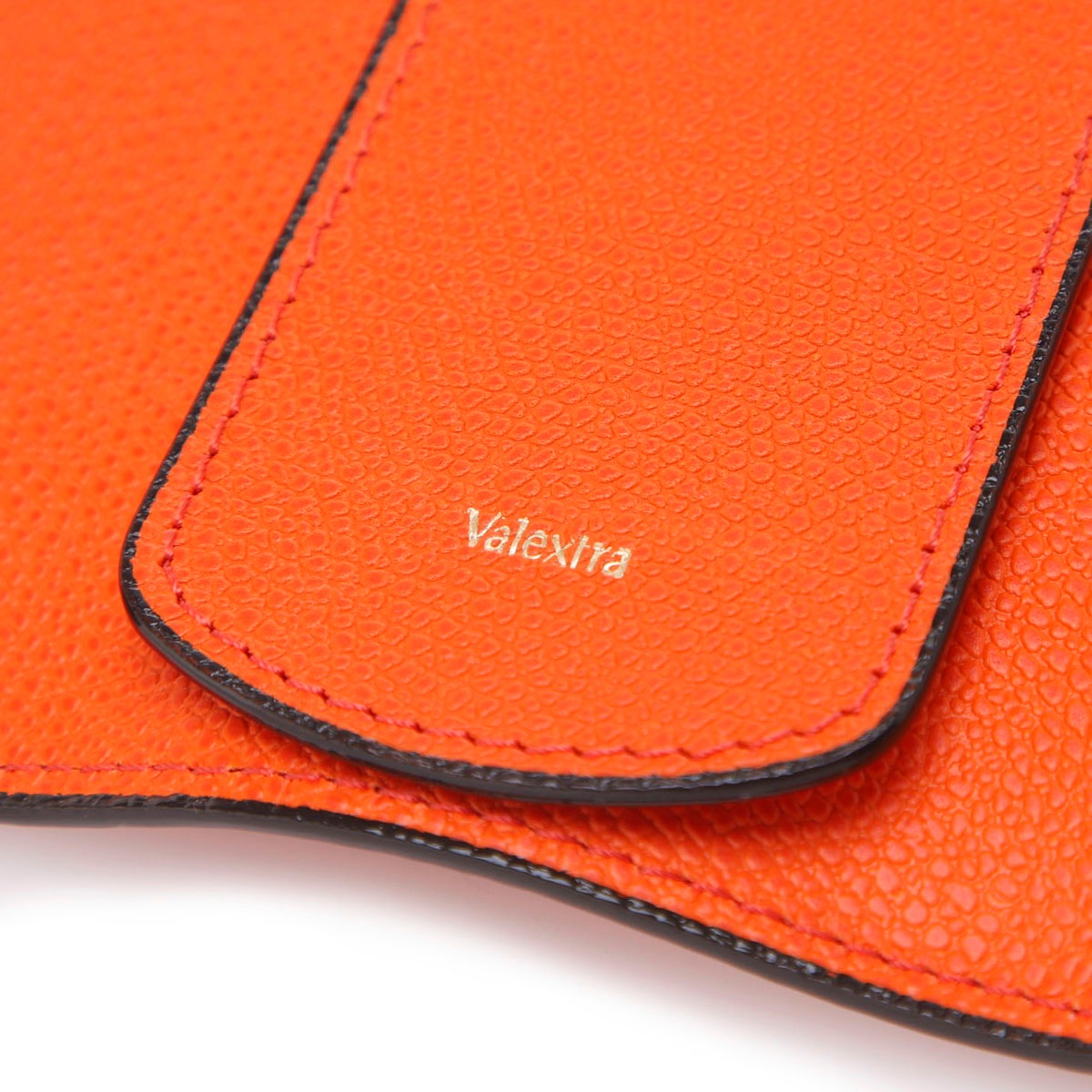 【再出品】Valextra レザーキーケース ロイヤルブルー ブルーセレクション – Valextra - ヴァレクストラ 公式