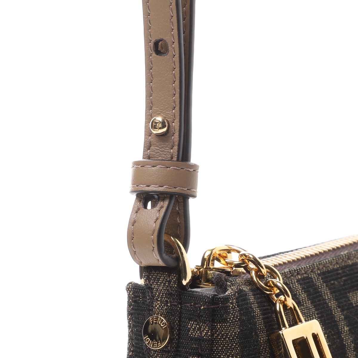 FENDI フェンディ チェーン付き クラッチバッグ/ショルダーバッグ