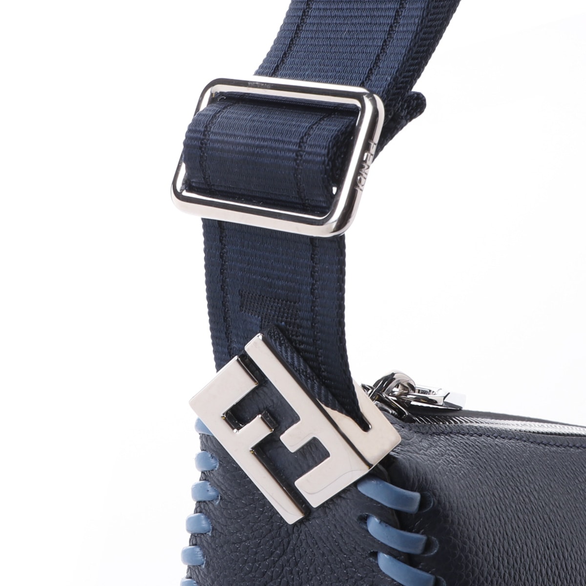 FENDI フェンディ クロスボディバッグ/メッセンジャーバッグ/MELON