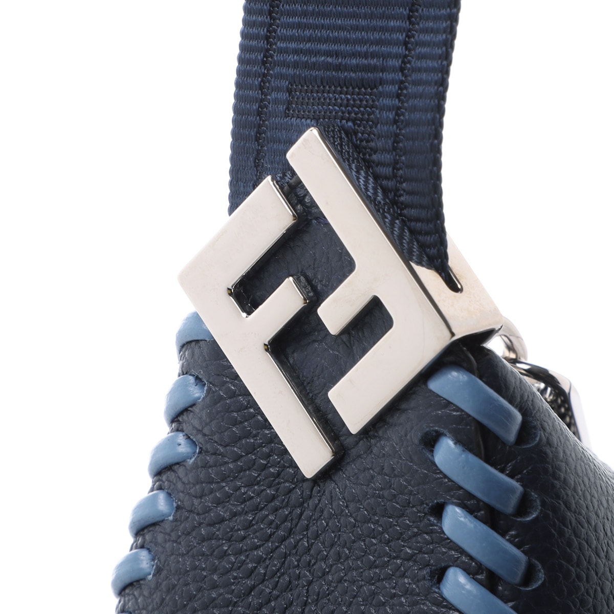 FENDI フェンディ クロスボディバッグ/メッセンジャーバッグ/MELON