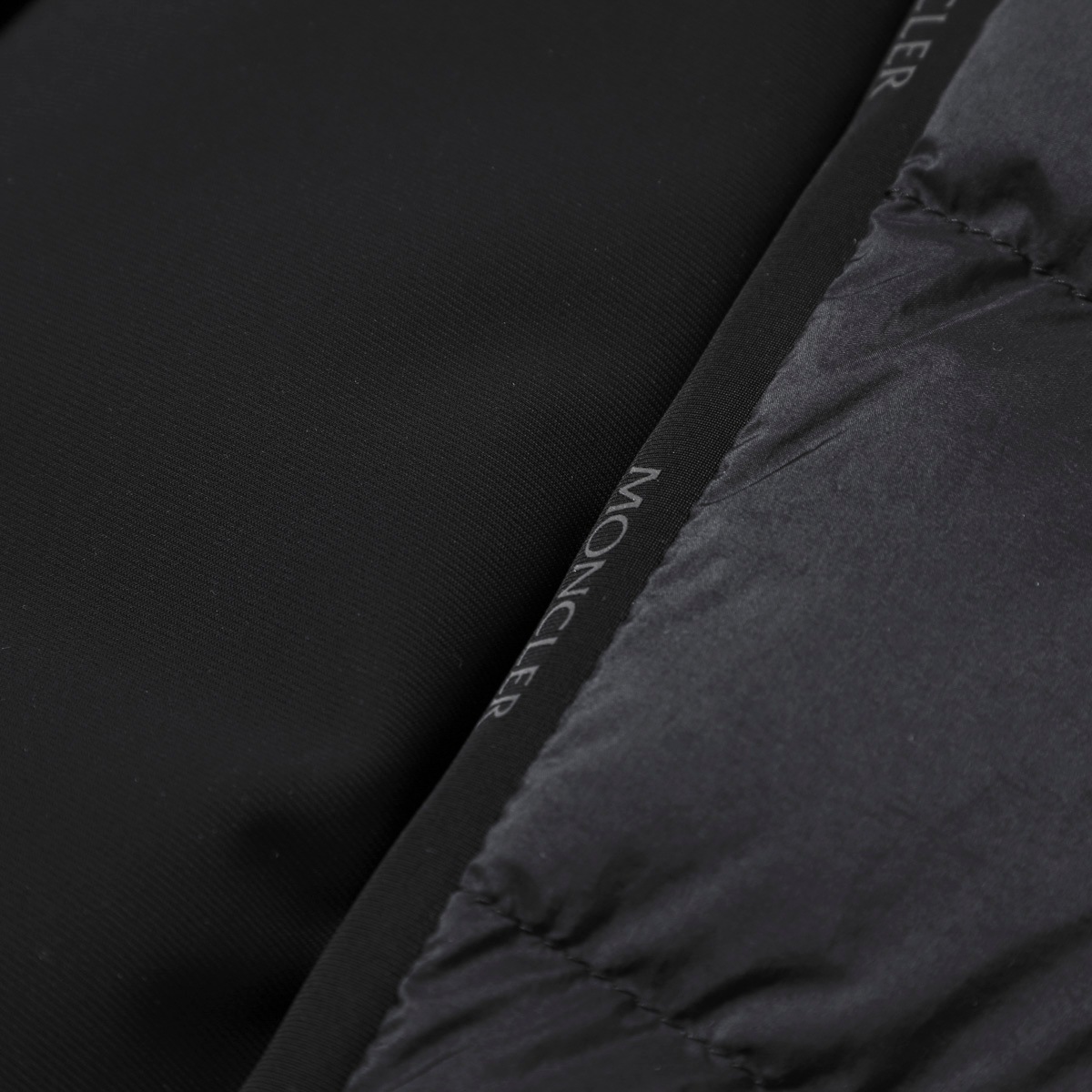 アウトレット】MONCLER モンクレール ダウンジャケット/MORVAN【大きい