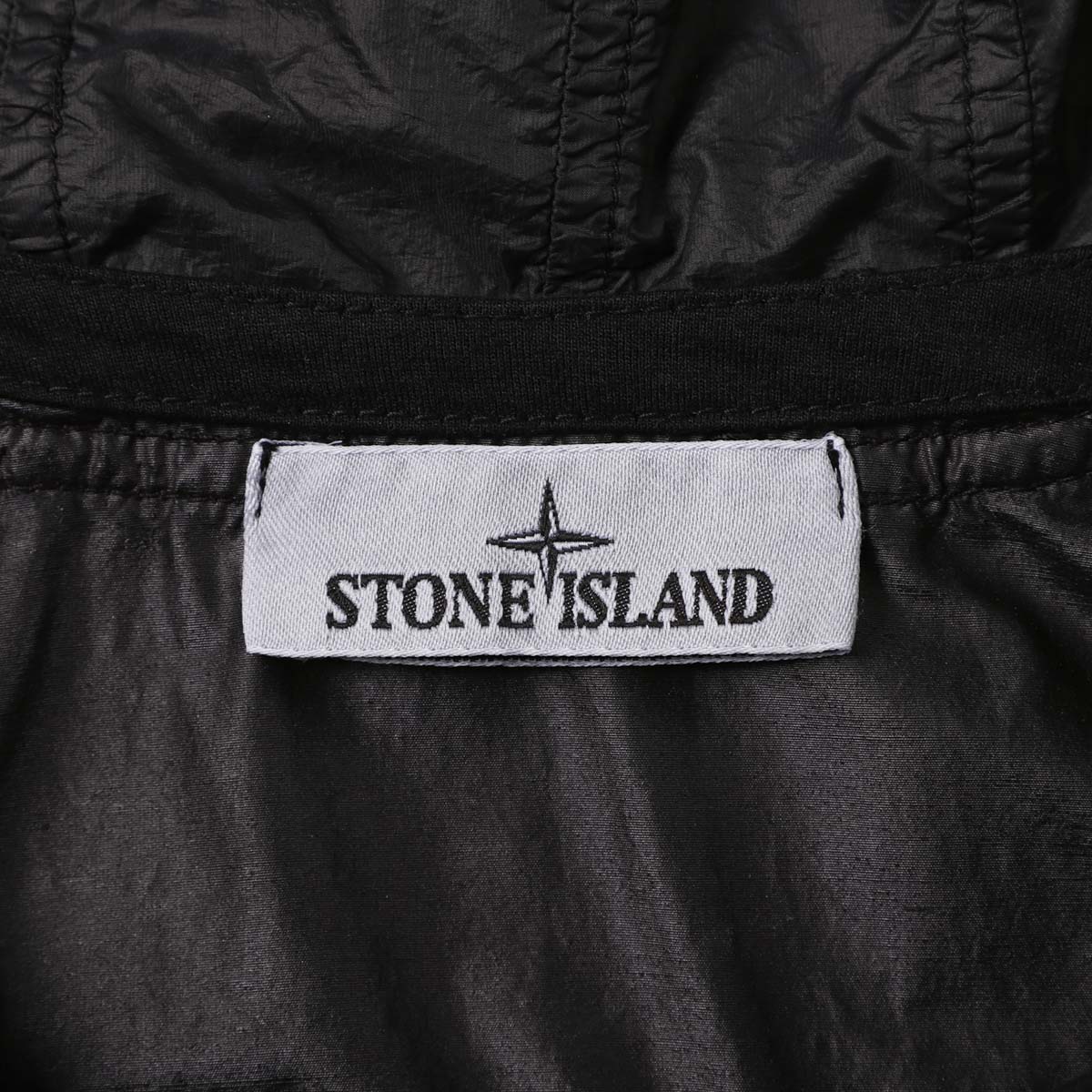 アウトレット】【ラスト1点】STONE ISLAND ストーンアイランド ハーフ