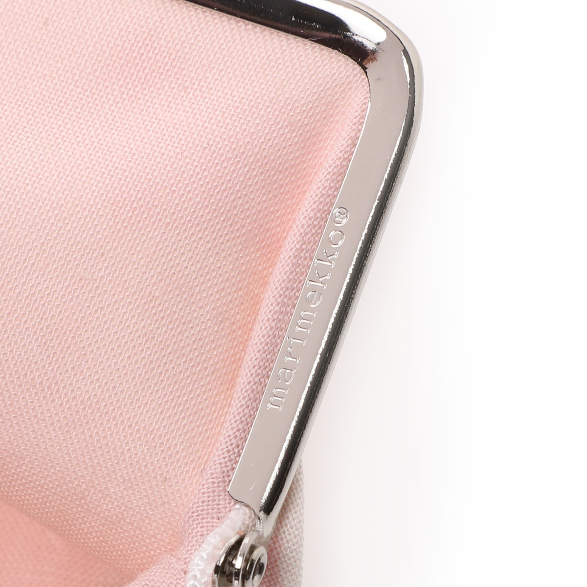 marimekko マリメッコ ポーチ/がま口ポーチ/Mini Unikko Silmalasi