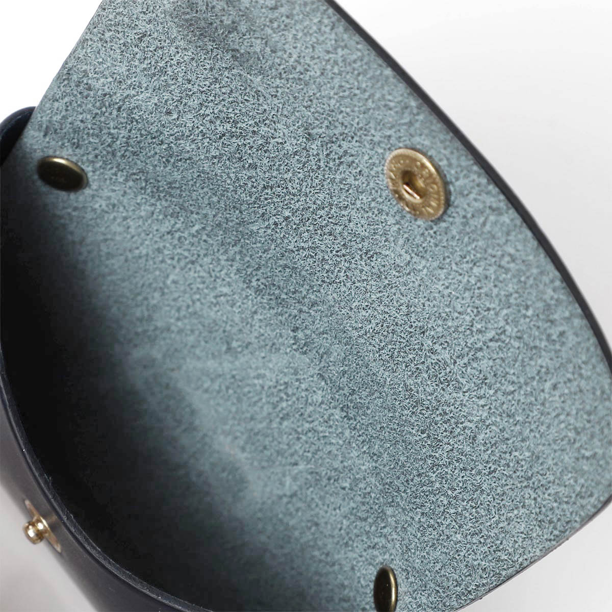 IL BISONTE イルビゾンテ カードケース/名刺入れ