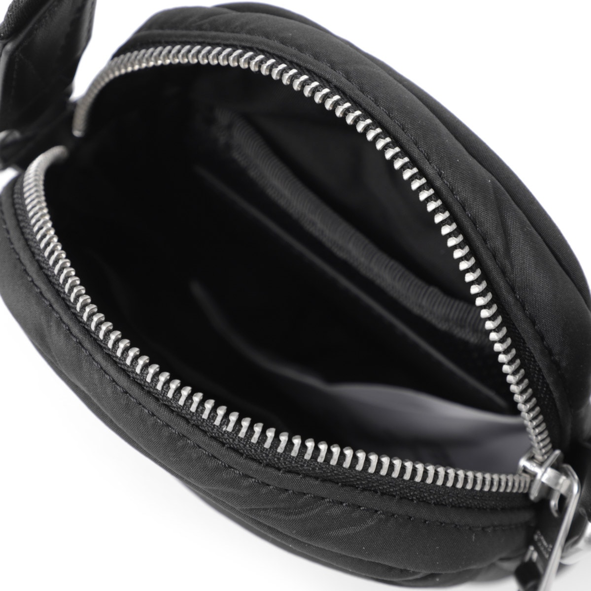 AMI ALEXANDRE MATTIUSSI アミ ショルダーバッグ/クロスボディ