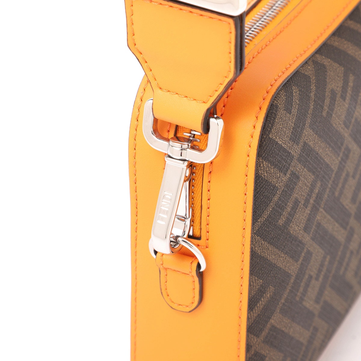 FENDI フェンディ クロスボディバッグ/ショルダーバッグ/CAMERA