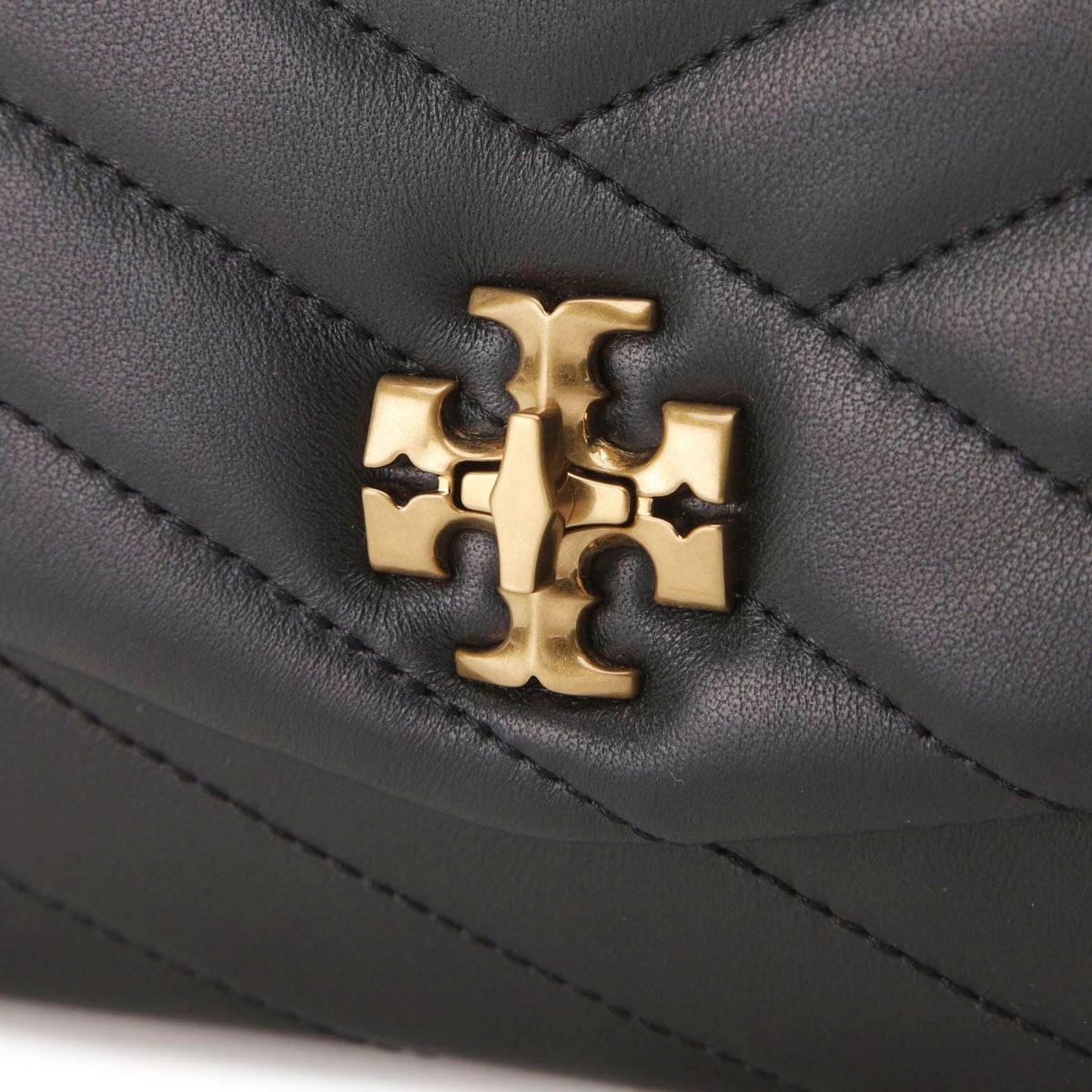 TORY BURCH トリーバーチ 長財布 小銭入れ付き/チェーン