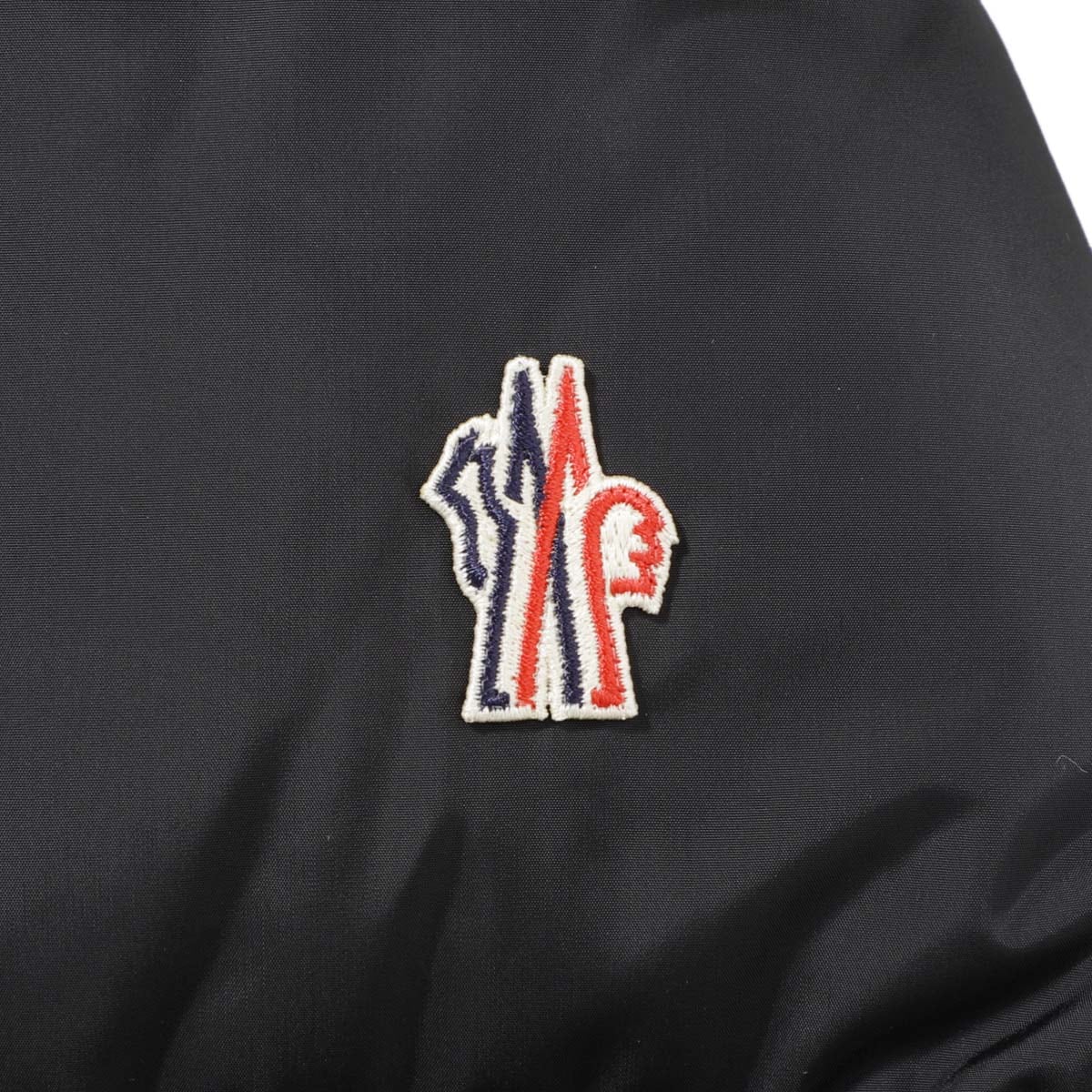 アウトレット】【ラスト1点】MONCLER GRENOBLE モンクレール アウトレット】【ラスト1点】MONCLER GRENOBLE モンクレール