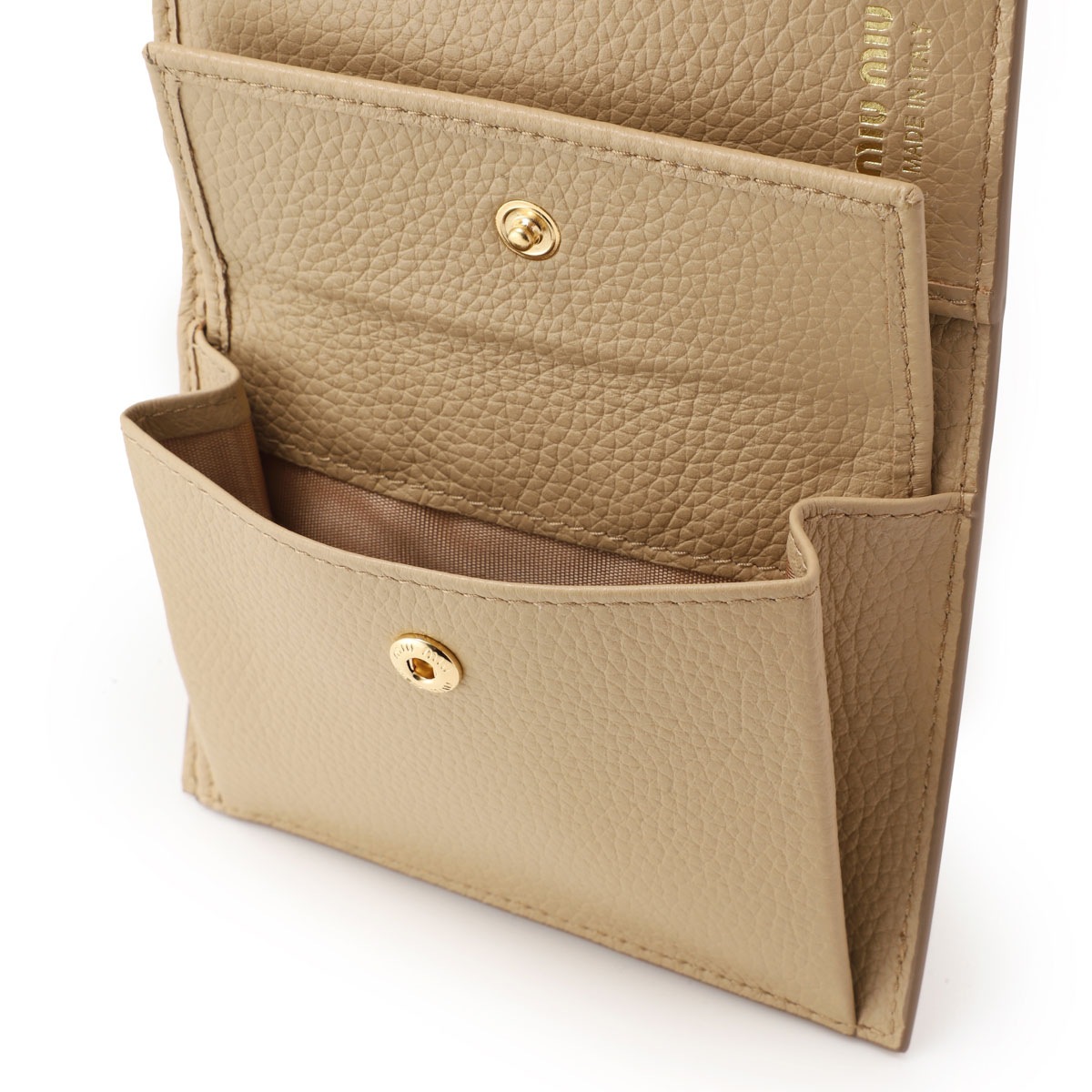 アウトレット】miu miu ミュウミュウ 3つ折り財布 小銭入れ付き