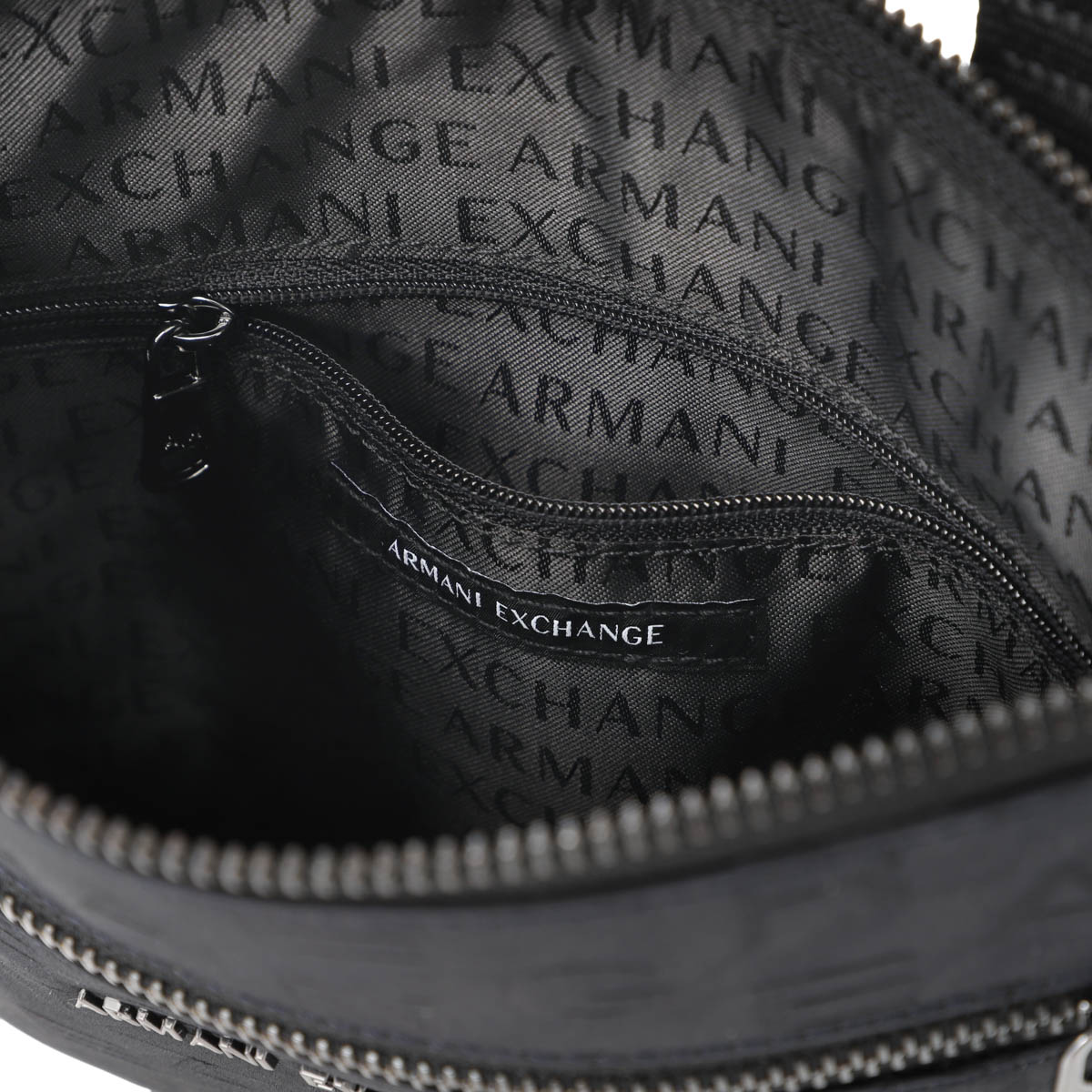 ARMANI EXCHANGE アルマーニエクスチェンジ ショルダーバッグ/クロスボディバッグ/XAVIER FLAT CROSSBODY メンズ