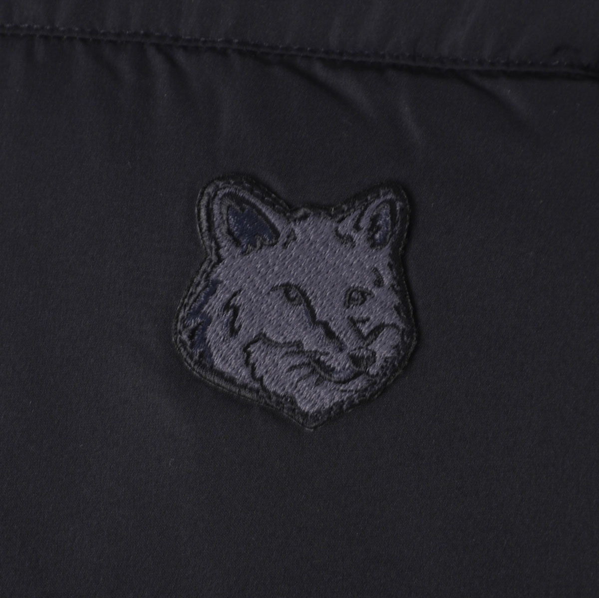 【アウトレット】MAISON KITSUNE メゾンキツネ ダウンジャケット/HOODED PUFFER IN NYLON WITH BOLD FOX HEAD PATCH メンズ