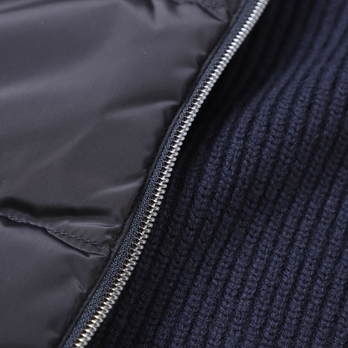 アウトレット】【ラスト1点】HERNO ヘルノ ダウン切り替え ニット